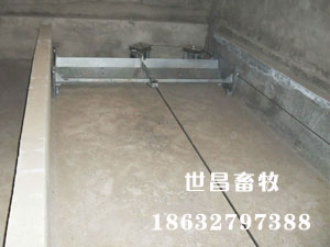 刮糞機(jī)